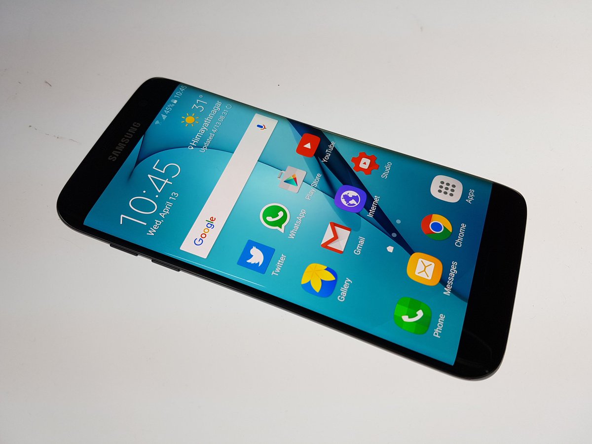 geekyranjit's tweet image. Overall I have to say #GalaxyS7edge is the best smartphone if budget is not a issue,  but get a case it's slippery