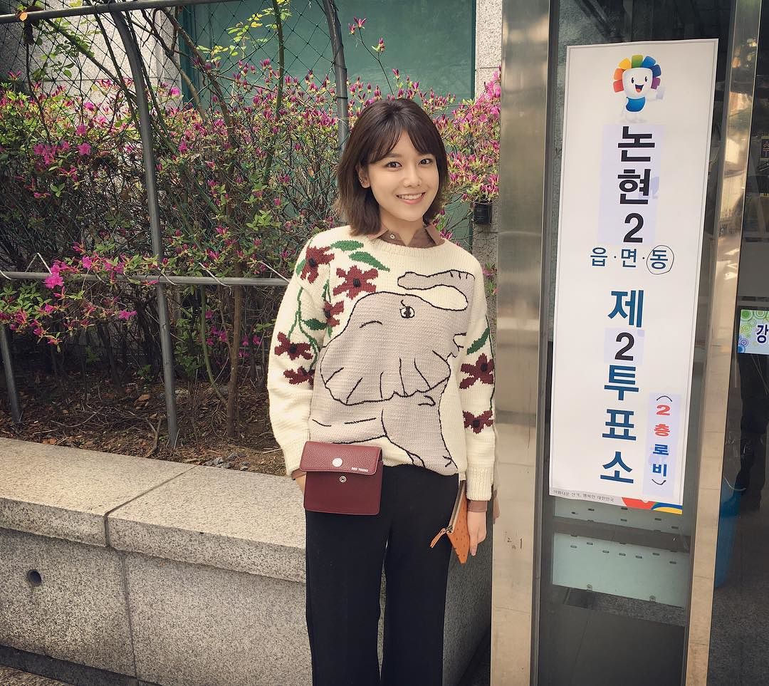 [OTHER][15-02-2014]SooYong tạo tài khoản Instagram và Weibo + Selca mới của cô - Page 12 Cf5gQlMWwAA7_7b