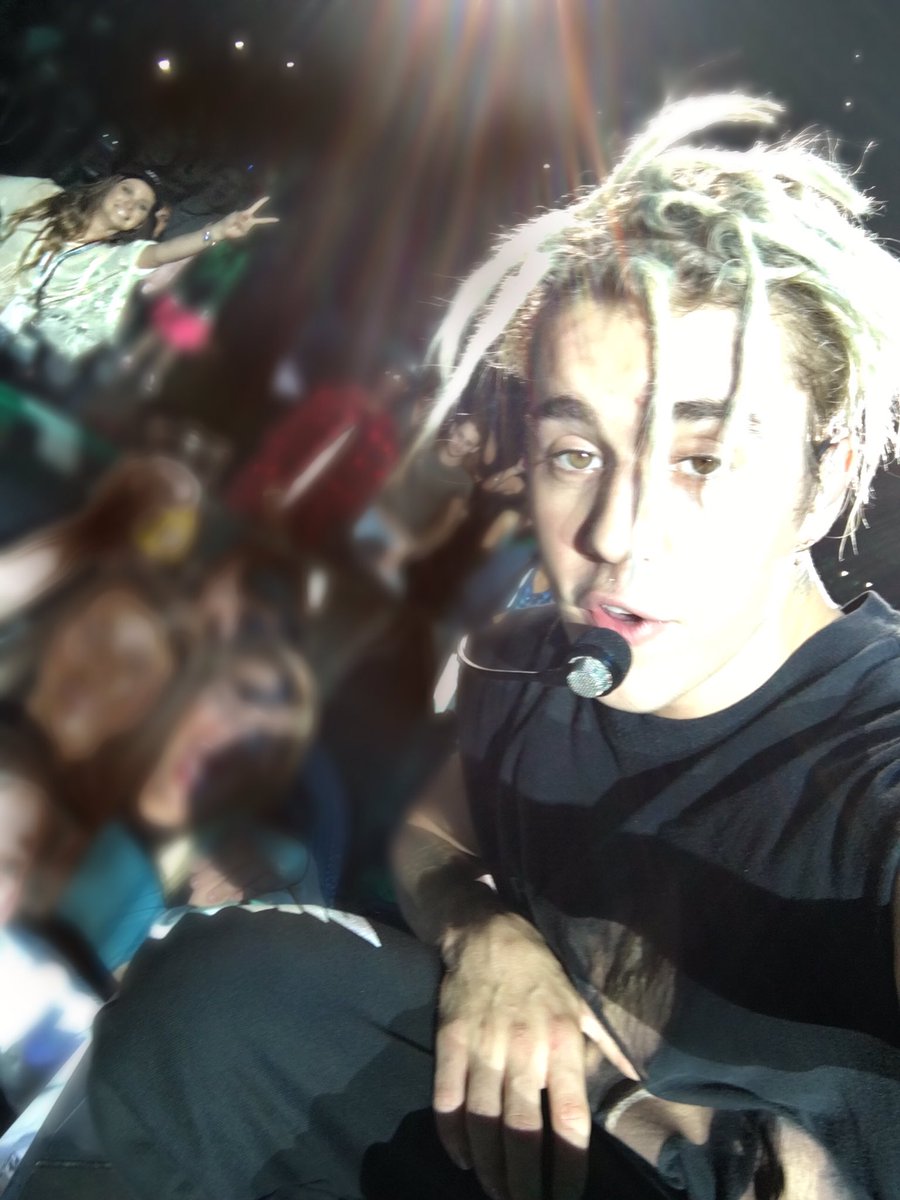 olivapeterpan's tweet image. snagged a selfie with the boyfriend #itscoolthough