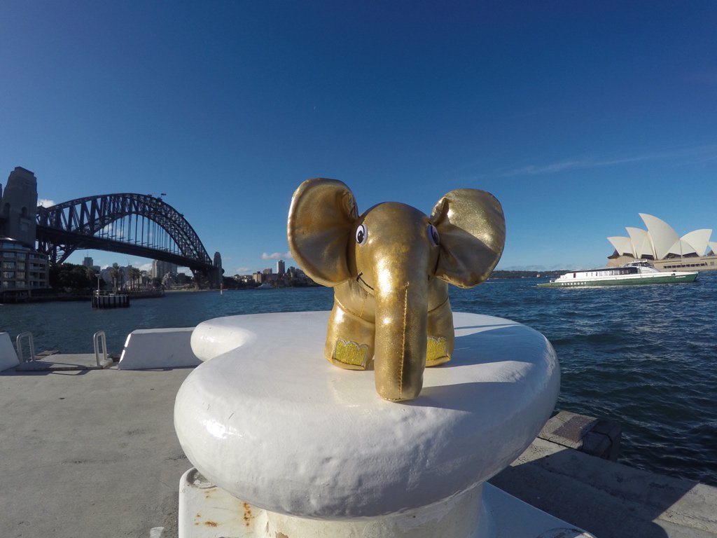 GelePHPant's tweet image. It’s long overdue, but I’ve finally made it to the Southern Hemisphere! Come meet me at #PHPOz16!