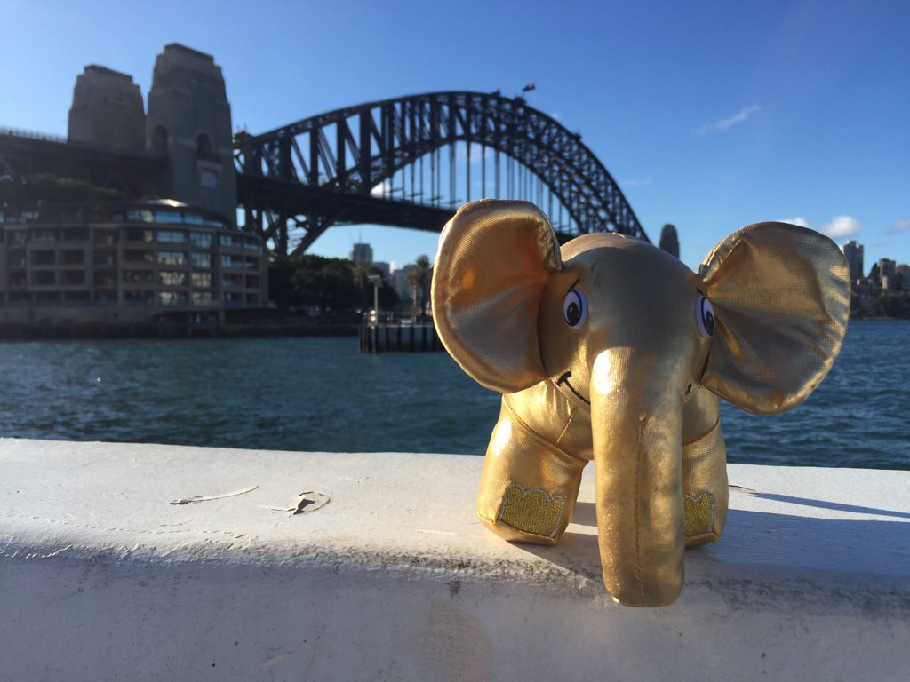 GelePHPant's tweet image. It’s long overdue, but I’ve finally made it to the Southern Hemisphere! Come meet me at #PHPOz16!