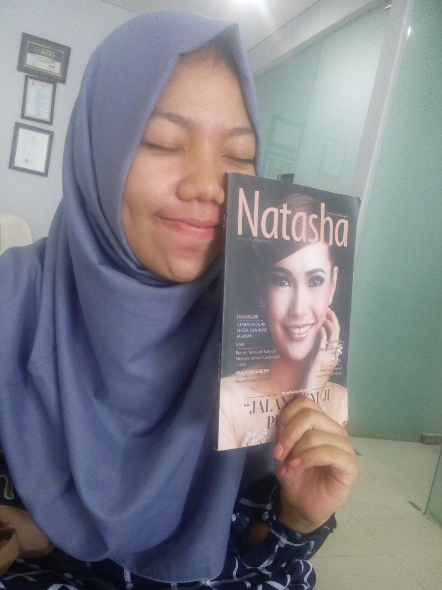 EciSMaesaroh's tweet photo. Thanks you natasha im fround of my daily routinite 💋 #natashaskincare #natashaiknow #natashaSkincliniccenter https://t.co/0B7qXfNhhf