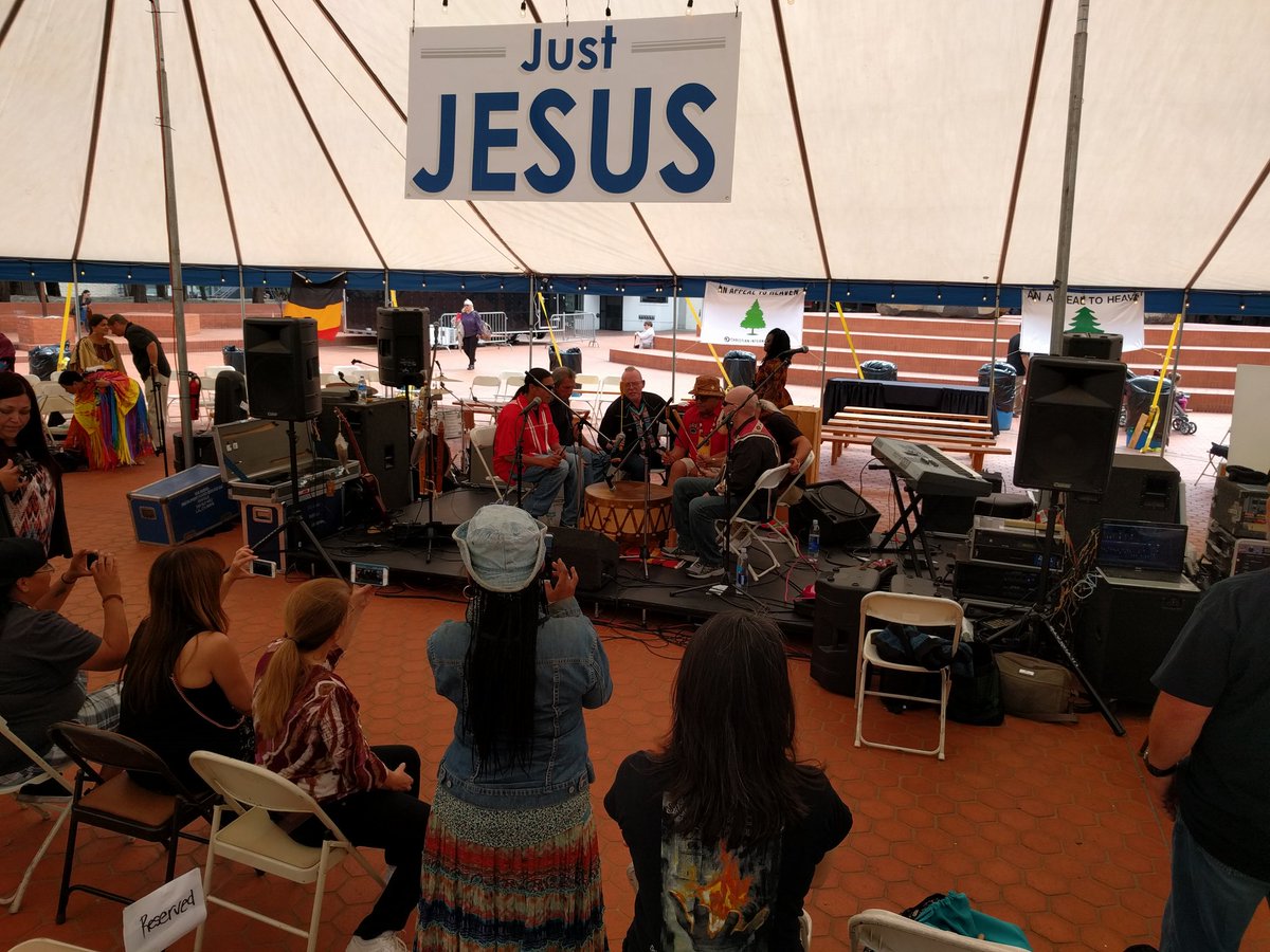 jeffreymayr's tweet photo. Natives @ #AzusaNow2016 https://t.co/wh17zYizmD
