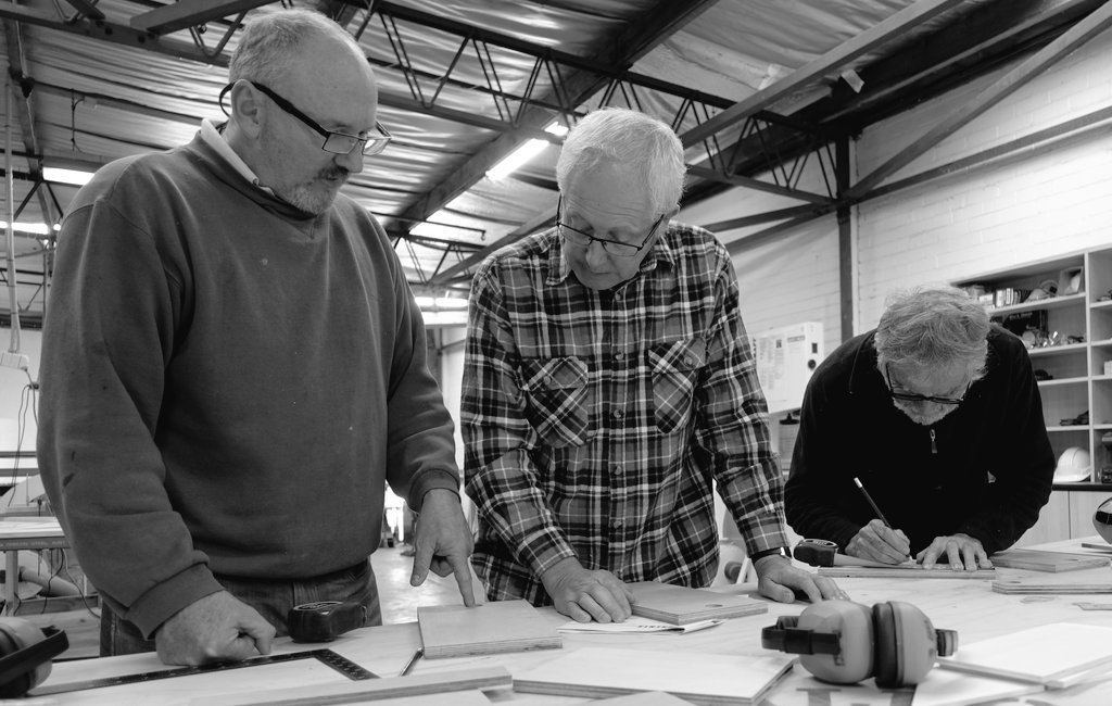 splintercallous's tweet image. Train the trainer session today, as Steve runs others through a build. #workingwithyouhands #splinterandcallous