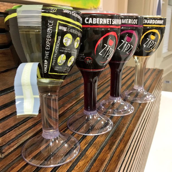 ItIsAGrapeLife's tweet photo. Single Serve Wines - the next big thing in packaging? by @ZipzWine #Wine #Winewednesday @winewankers @kevinolearytv https://t.co/G6yxOTkgMK