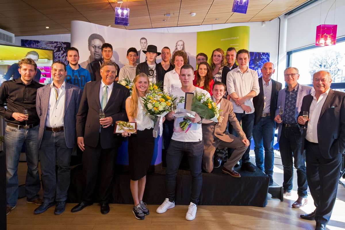 Dinsdag 19 april 2016 prijsuitreiking Bokkedoorns Award 2016
khn.nl/cms/track_txt.… <a href="/debokkedoorns/">Bokkedoorns</a> #KHN