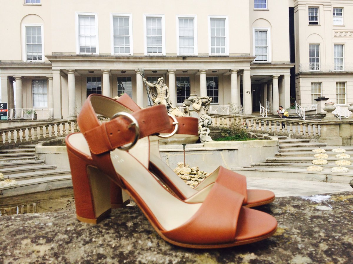 CheltenhamProm's tweet photo. With golden roller buckles, a touch of equestrian detail- Clarice Sandal is a perfect staple summer piece @HobbsVIP https://t.co/viHeWemoGf