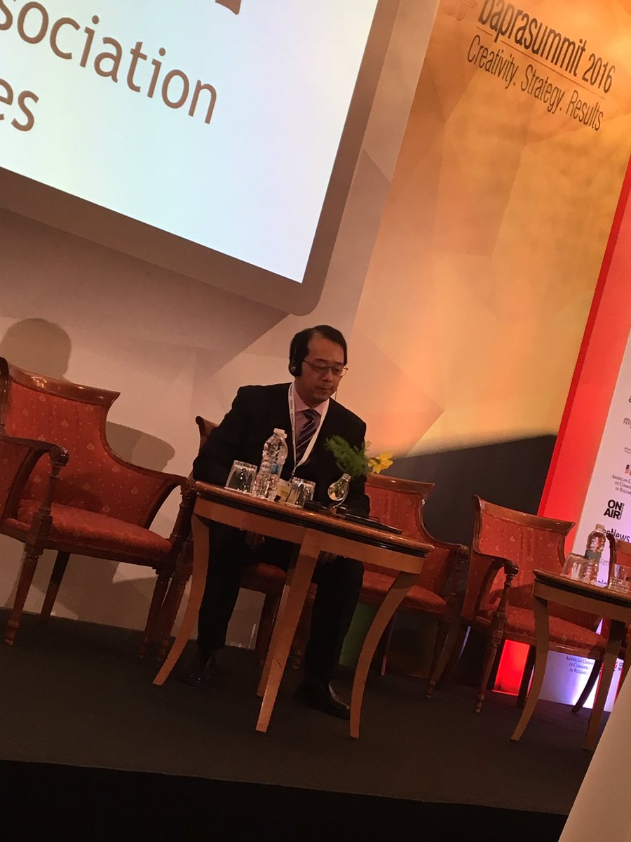 BAPRABulgaria's tweet photo. @TsangRichard is talking about freedom, The freedom of toughts! #BAPRAsummit https://t.co/M0PQwJSjvT
