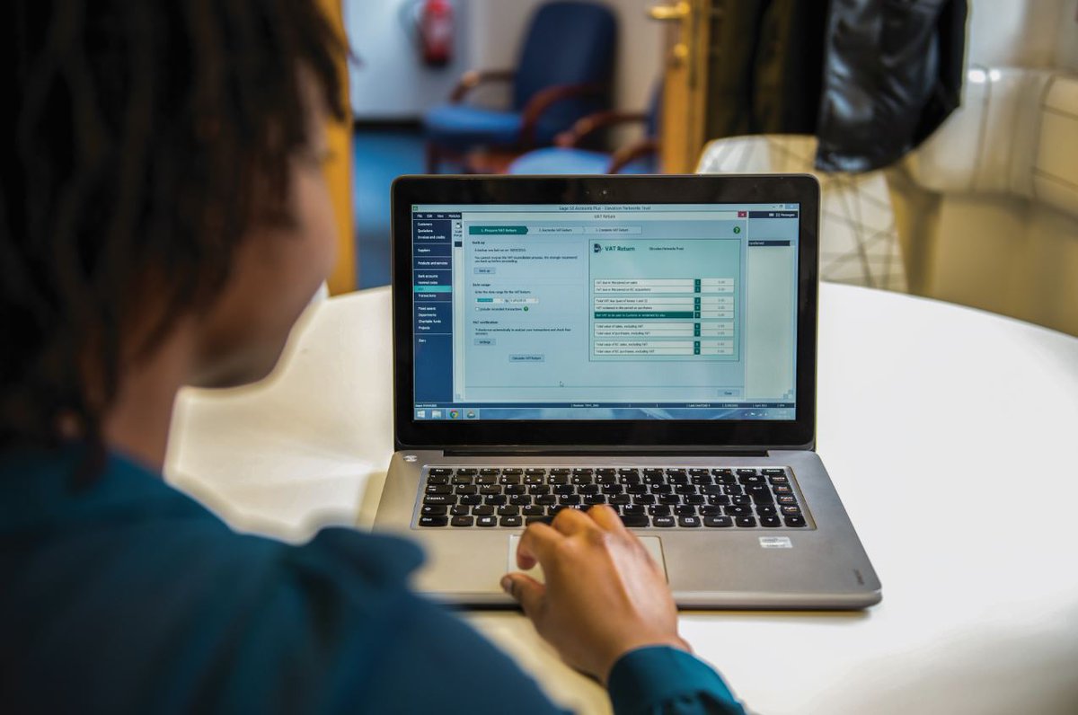 sageuk's tweet photo. Preparing for payroll year end? Book now for #sage50payroll PYE webinars #GetPYEDone https://t.co/YpXxaAKQZf https://t.co/Xm99GCg18a
