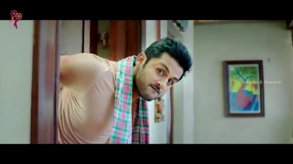 sriramForU's tweet photo. పక్క పక్క నే ఉండే అక్షరాలు.....పరిచయం అవ్వడానికి పాతికేళ్ళు పట్టింది @Samanthaprabhu2 @actor_nithiin #అఆ #Trivik 🙏🏻 https://t.co/kWlloc5qYx