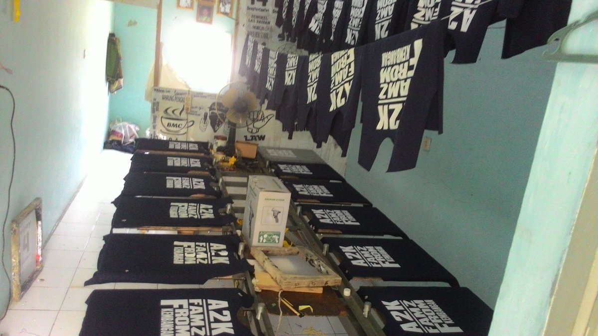 A2K FAMZ KEMBANGAN #TINGGALDIJAIT SABAR 
yukkk siapa lgi mau sablon , 081281131304