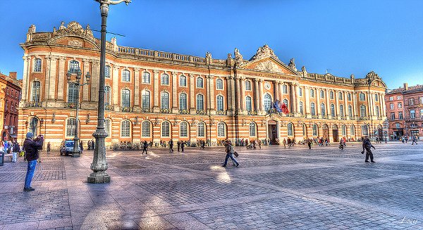 la_transition's tweet photo. [Rencontre] @la_transition Haute-Garonne : vendredi 15 avril à #Toulouse #LeNouveauPartage https://t.co/i1aWiUJ8x7