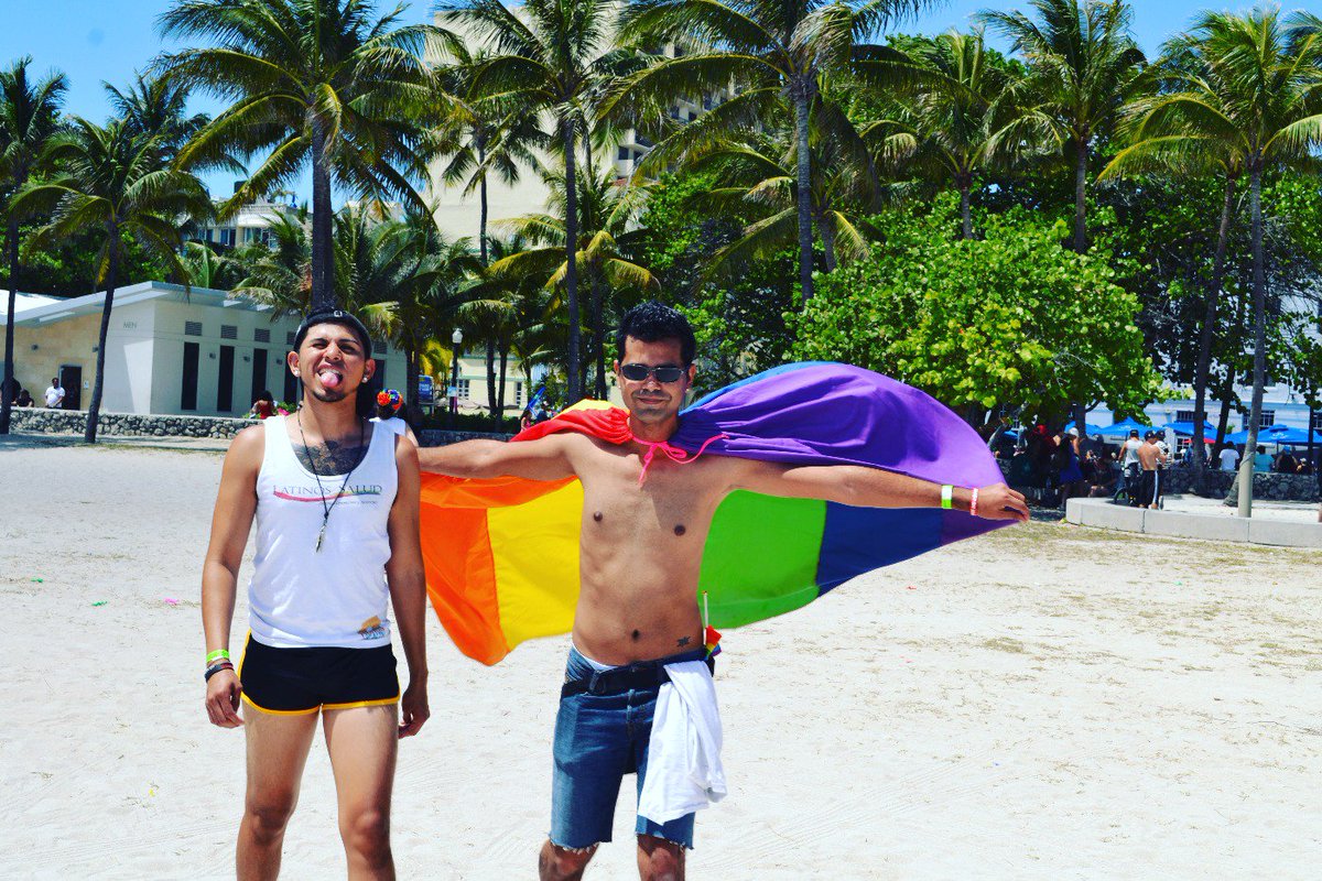 Juicyjous's tweet photo. #miamipride2016  #itgetsbetter https://t.co/YHmu05iyce