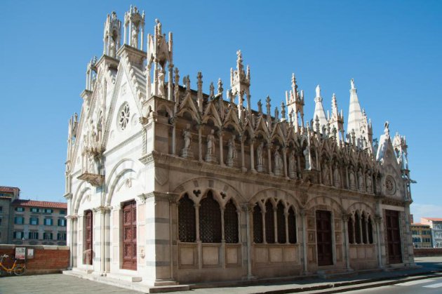 intoscana's tweet photo. A #Pisa torna a splendere la #ChiesaDellaSpina, sarà tappa pregiata del percorso museale ☀💒

https://t.co/bMv6sM8tl6 https://t.co/a1Q9F7wz2b