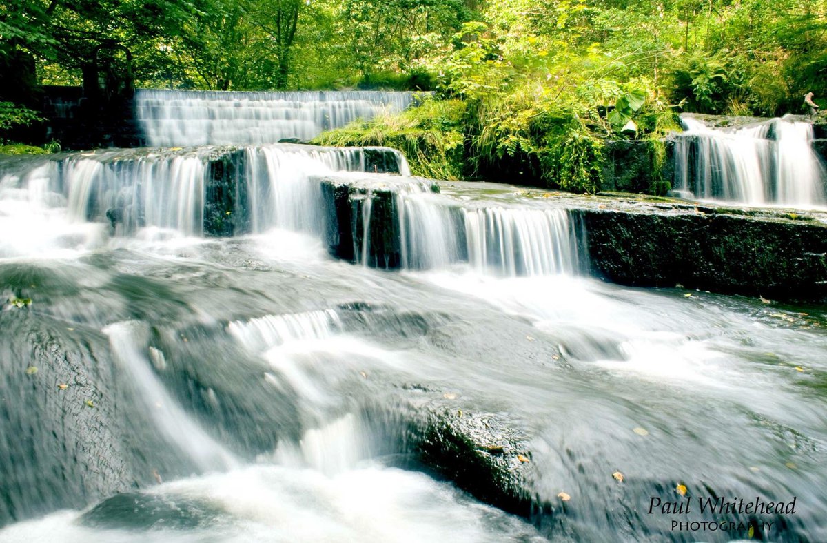 Snig Hole. Beautiful 😍 Picture courtesy of Paul Whitehead #Haslingden #Rossendale