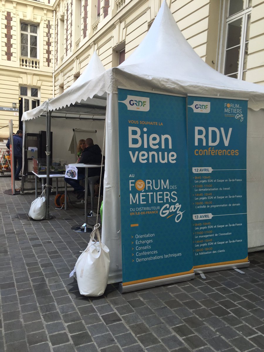 S_Soussaba's tweet photo. A la découverte des métiers de GRDF!!! #GRDFIDF https://t.co/9ALwpzriDO