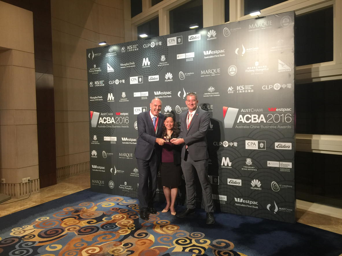 Forno66's tweet photo. #ACBA2016 thanks for the award https://t.co/KZwBRgMU5O