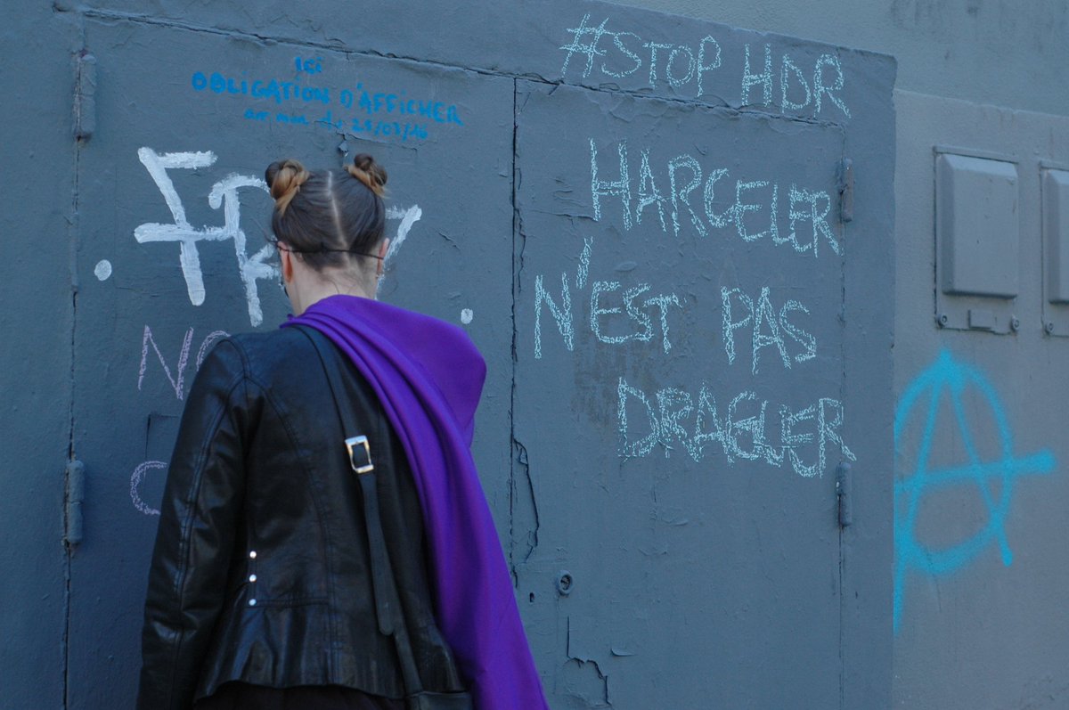 stophdr's tweet photo. Un petit aperçu de la mobilisation à @villedelyon avec @stophdr_lyon #endSH #stophdr https://t.co/Ba52O4pTxI