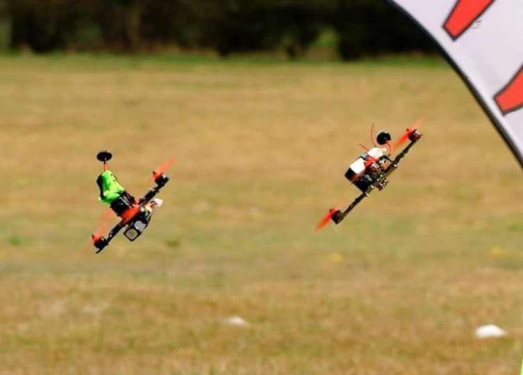 rrci_madpete's tweet photo. Some images from last Saturdays #RotorRacing event at LHC, full report and video to follow #UKDroneShowMag #FPV https://t.co/CzWRwwjfyP