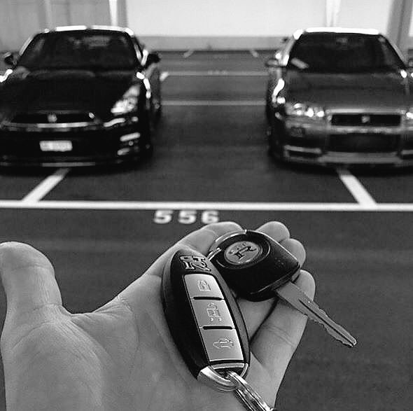 raguugar's tweet photo. The only choice you have to make in life. #R34 #R35 #GTR #Godzilla #Gzilla #Nissan https://t.co/9jg9UfvYUH