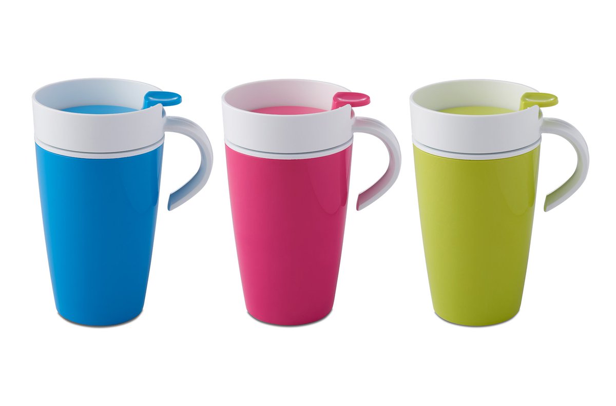 MepalDE's tweet photo. NEU | Thermobecher Automatic - passt in nahezu jeden Becherhalter! https://t.co/WKJgspwL0v #carcup #unterwegs #togo https://t.co/NB3eVPMZVc