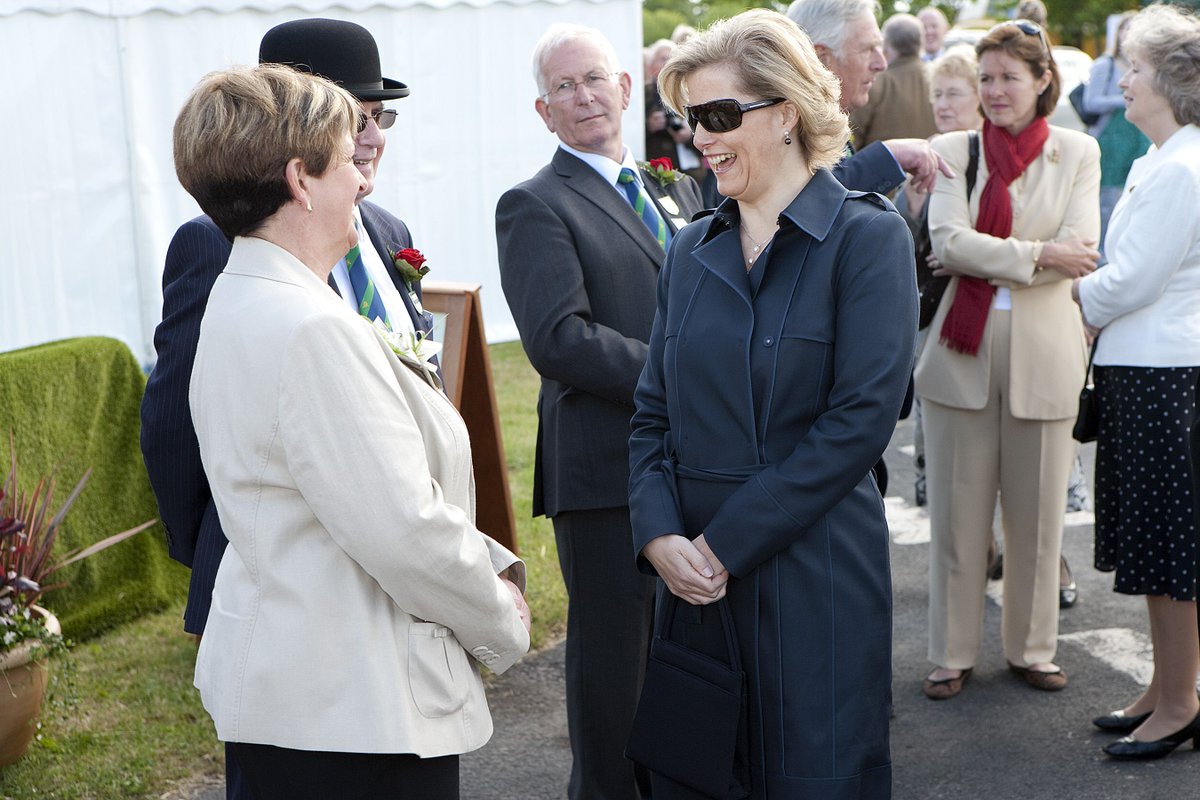DevonCountyShow's tweet image. HRH The Countess of Wessex will be our 2017 President!  Her last visit was in 2009 #DCSHow16 ow.ly/10zMV7