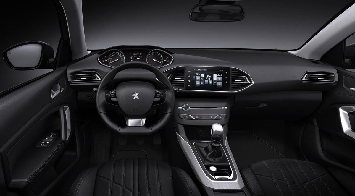 PeugeotES's tweet photo. Cuando te sientas en el puesto de conducción i-Cockpit el sofá deja de parecerte cómodo. #iCockpitEffect https://t.co/bNjrVxg6g6