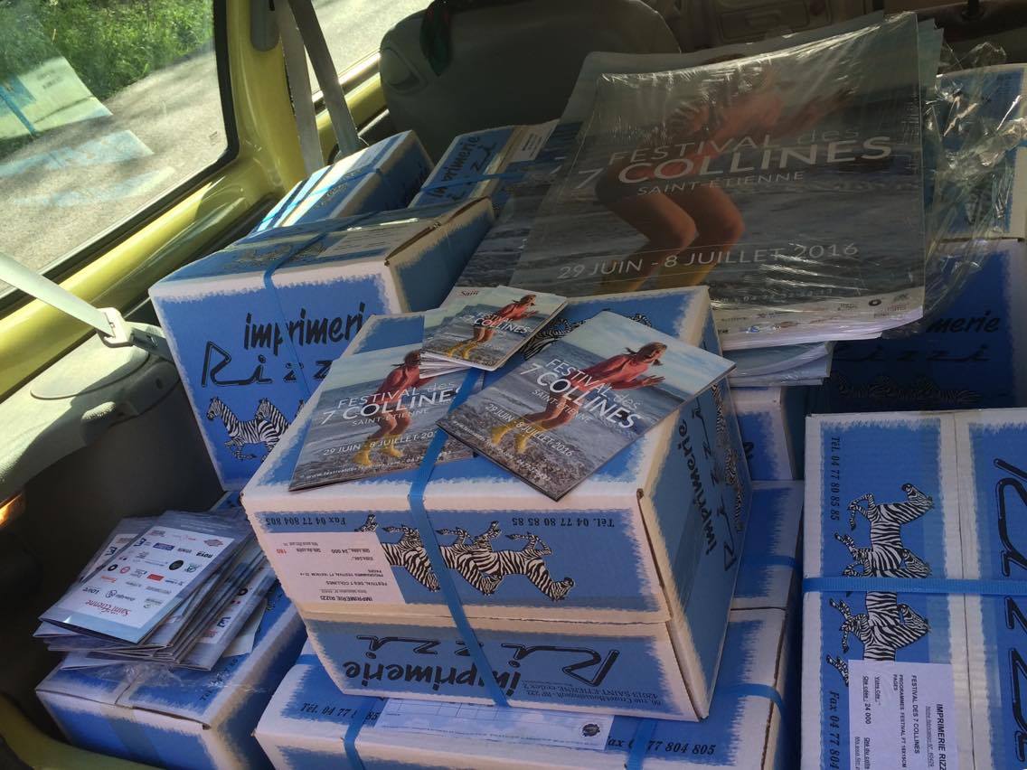 7Collines's tweet image. Pas de doute, le Festival est lancé !
#summer16iscoming  #festival #circus #dance #show #performance