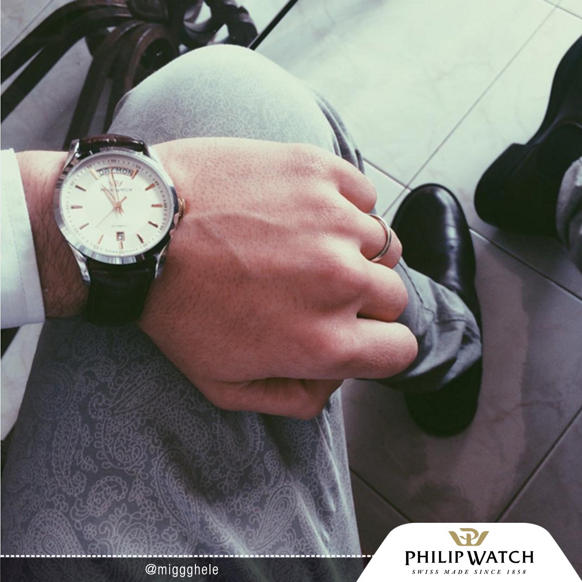 PhilipWatch's tweet photo. Quando l’orologio segna l’ora di una pausa meritata… Grazie Michele per lo scatto!
#PhilipWatch #TimelessEmotion https://t.co/36f6EVtGGW