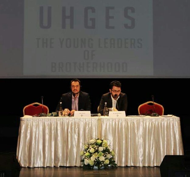 uhgesorg's tweet photo. Sayın Julien Drolon "İslamafobia-Büyüyen Tehlikeye Çözüm Bulma" konulu tebliğlerini sunmaktadırlar. @juliendrolon12 https://t.co/LUbfq5A0t5