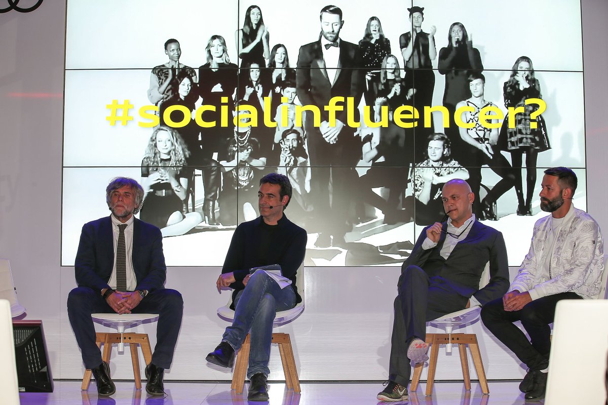 AudiIT's tweet photo. #AudiCityLab 1°serata: #untaggable people drive the future e #Audi #htron quattro concept, in anteprima nazionale. https://t.co/Ra1Q4cLqHA