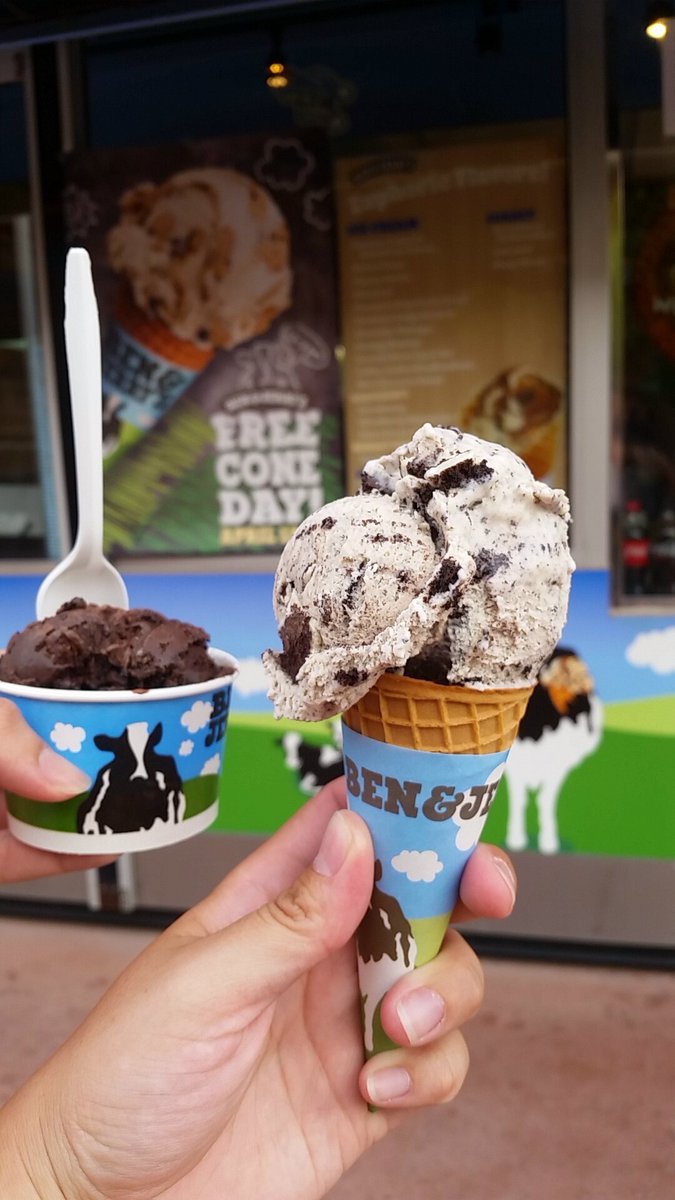 MsRachhh's tweet image. #FreeConeDay #TwoStops @BenJerrysTour