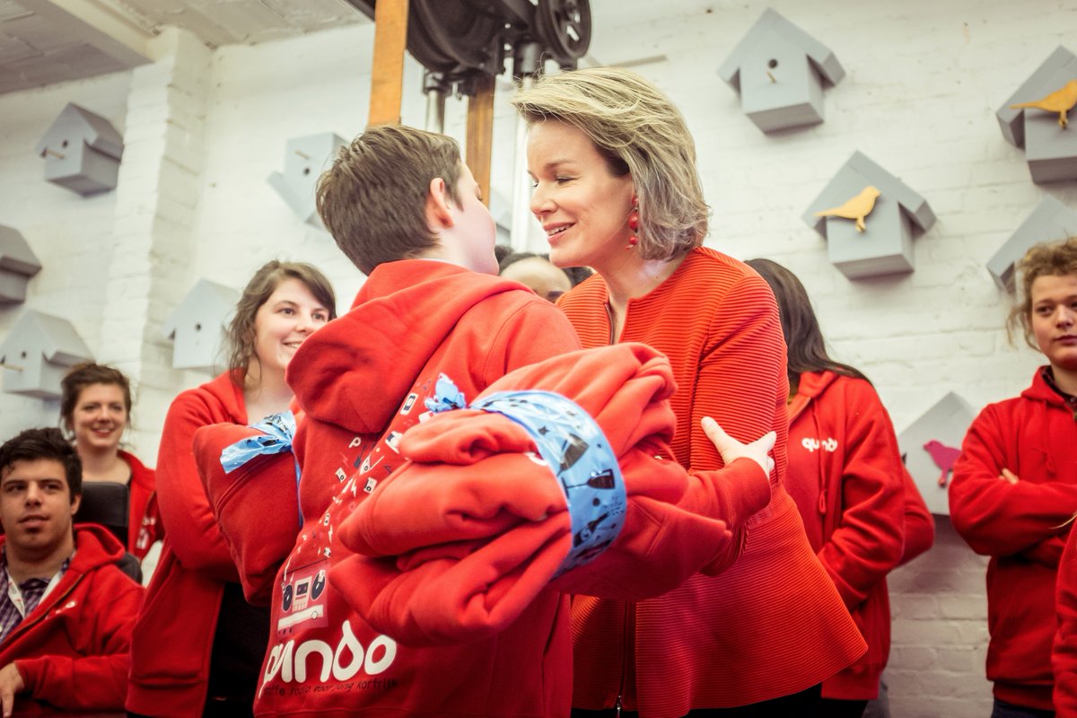 MedialabQuindo's tweet photo. .@MonarchieBe @8500Kortrijk terugblik in foto's v. bezoek #KoninginMathilde #RadioRespect https://t.co/wk6IpVSe70 https://t.co/Jf5hDdM8Fl