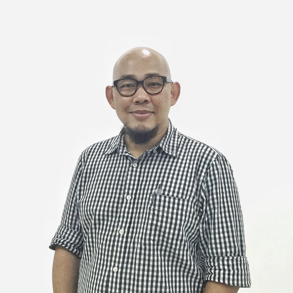 MullenLoweID's tweet photo. The new force onboard: Joseph Indra Dean Chiam as Head of Digital & Innovation! Welcome @sushimonk! #hyperbundled https://t.co/K9nyJUE7ij