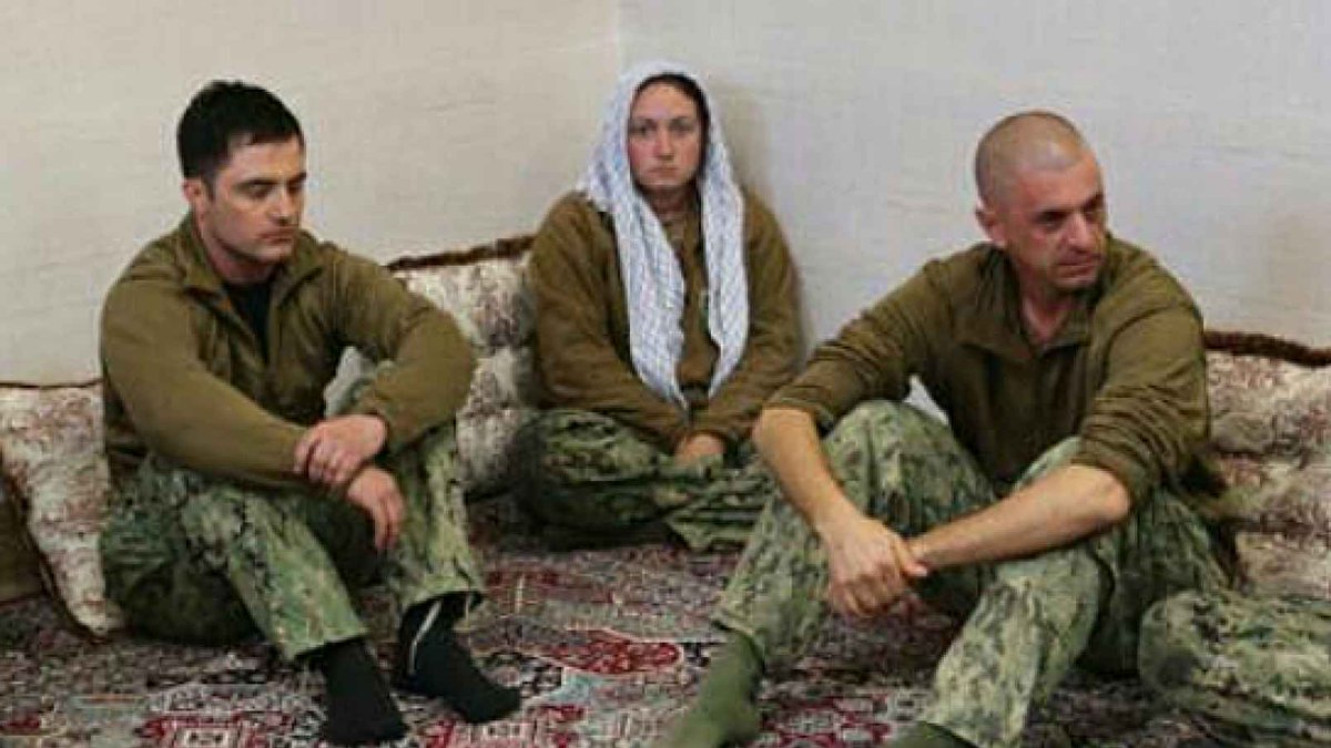 tac_ins's tweet photo. What the Iranians put on the head of the one sailor female among the captured US sailors says it all. #HumiliatedUS https://t.co/DIBtZjgYpn