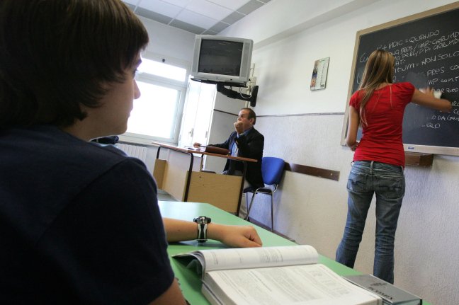 espressonline's tweet photo. Bambini svogliati? No, solo dislessici @emtirelli https://t.co/3hK386EO0g https://t.co/CoW074cNN8