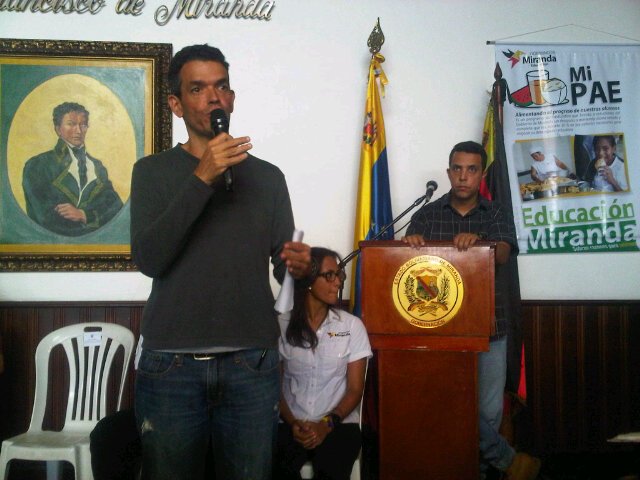 EducaMiranda's tweet photo. Juan Fernandez: Nuestro programa de alimentación es ejemplo de trabajo en equipo https://t.co/Xhccyw7nYK