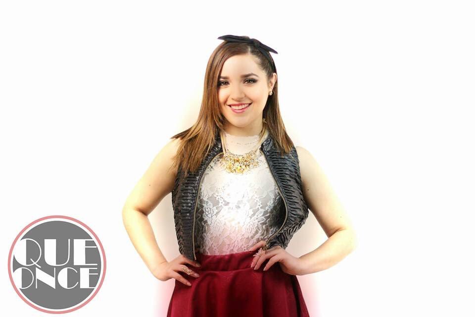 que_once's tweet photo. La niña más hermosa de #monterrey está en #queonce @VickieCaballero 😍😍😍😍😍 https://t.co/uJz1hnz3cI