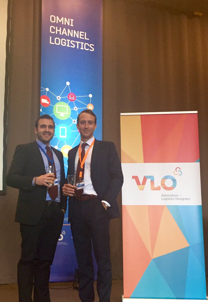 michail_politis's tweet photo. End of the conference, time for a beer with @alainbroft!! #oclconference #vlo https://t.co/owIudvG62R
