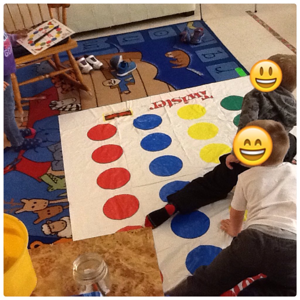 FTEEP's tweet photo. Today we tried twister! We used stickers to help us distinguish left from right! #ymm #preschool https://t.co/rLrrkfJyNV