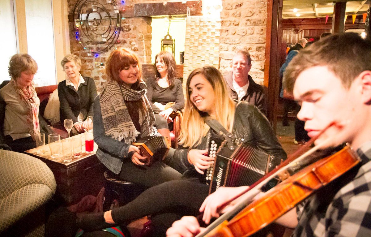 PanCelticCarlow's tweet photo. Winners of the #PanCeltic16 Instrumental Competitions held in Carlow https://t.co/ZHoKHOOQuy https://t.co/TL5ovEUA6X