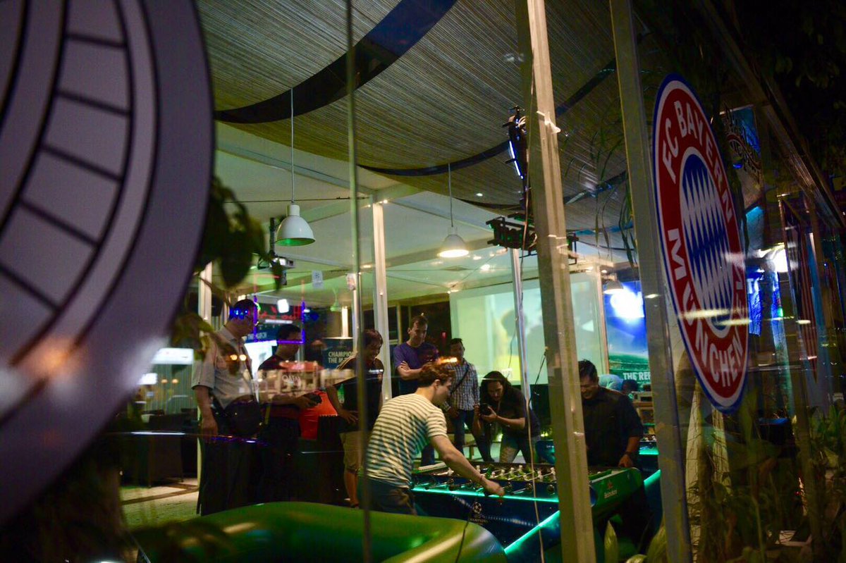 HeinekenID's tweet photo. We are also starting the nobar #ChampionTheMatch with team #TheReplay at @TheReplaypik right now! Come join us! https://t.co/INwOe6GYlr