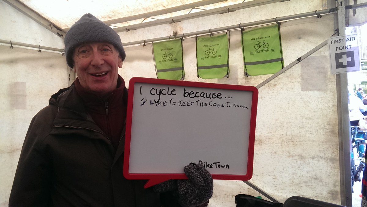 CamGlenBikeTown's tweet photo. #BikeTown is on air @OfficialCamglen until 2. Why do you #cycle ? #ICycleBecause we're curious to know why https://t.co/lxrsnJk7gu