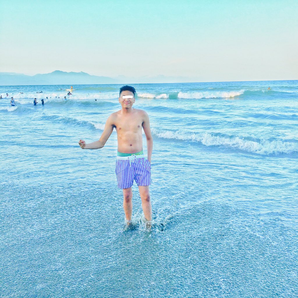 THEBANKBOMB's tweet photo. You can never cross the ocean until you have the courage to lose sight of the shore 🌊💦 https://t.co/SmIHec6NgU