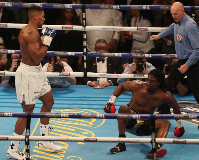 TOPCLASSBOXING's tweet photo. ANTHONY JOSHUA: A STAR IN THE MAKING? | @SAMSBOXINGHAVEN - https://t.co/wBAVVualgK #MartinJoshua #boxing https://t.co/SOOL9Bj2FF