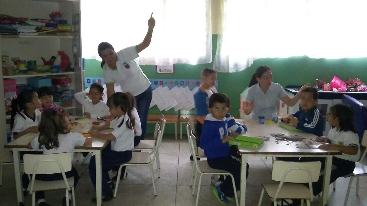 uemjuanamg's tweet photo. #apagonconciencia @SilvaEleazarL @NeylaPosso Juana Maldonado González presente https://t.co/phHIvzqT4N