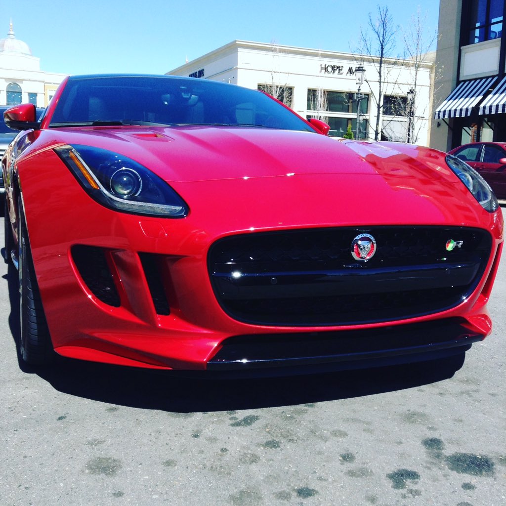 AmazingCarPics_'s tweet photo. Red looks so good💯❤️ https://t.co/RRnQMI1apC