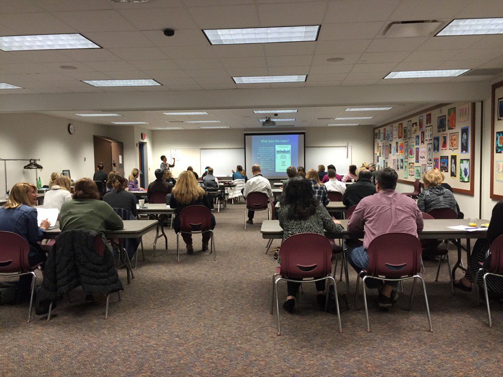 ClayTrojans's tweet photo. Instructional Coach Liz Wegner hosts parents in a discussion about Mindset #Greatness @ClayCounseling https://t.co/o40LsETn6a
