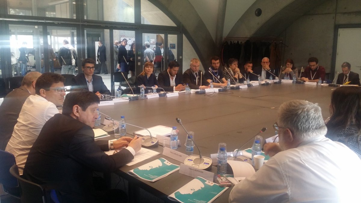 PatrickKanner's tweet photo. Ce comité interministériel prend une forme inédite grâce au dialogue direct avec les citoyens. #EgaliteCitoyennete https://t.co/xt8gsKcwyK