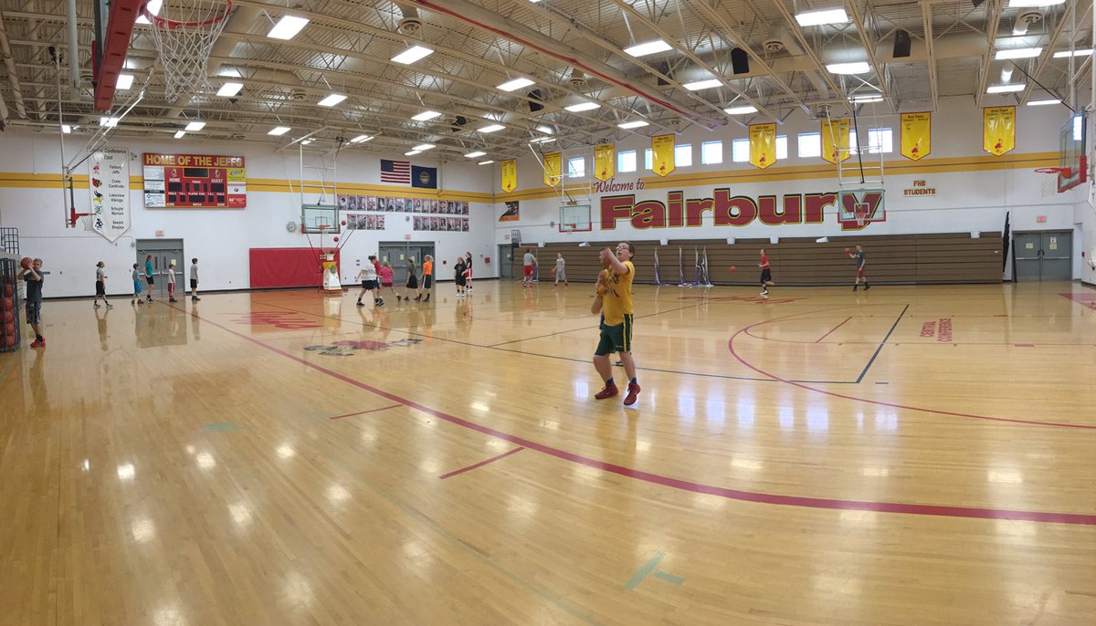 jeffs_bball's tweet photo. 7am Shooting Club!! Foot Soldiers!! #jeffhoops #jeffpride https://t.co/XoyXRDhbK1